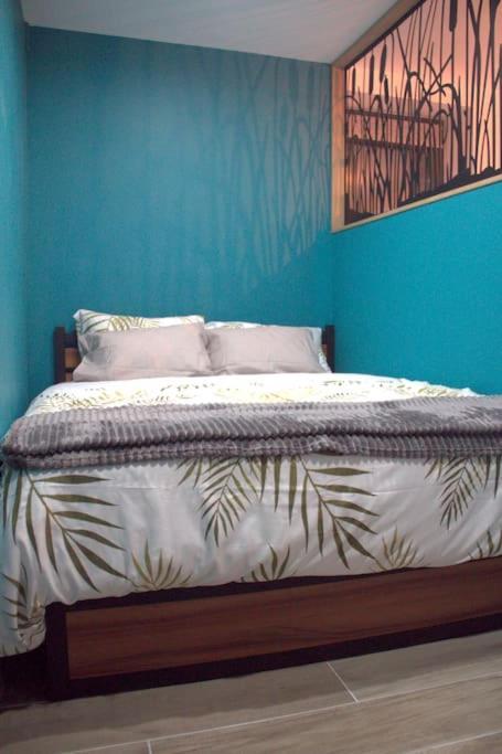בורז'ה Logement Cosy - Proche Du Prado מראה חיצוני תמונה